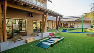 The outside area of the West Lakes Early Learning Center