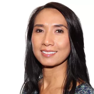 Headshot of Nina Nguyen.