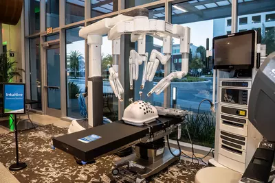 A surgical robot at the 2023 Digestive Health Symposium.