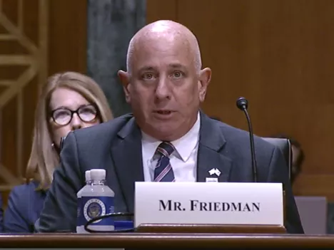 Barry Friedman of the AdventHealth Transplant Institute testifies on the national organ transplant system.