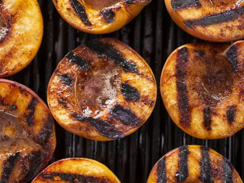 grilled-peaches-whi-recipe