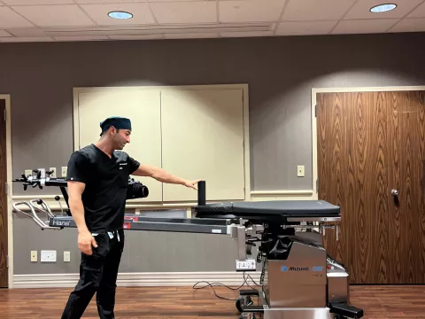 Orthopedic Surgeon, Safa Fassihi, MD, demonstrates how to use the Hana Table.