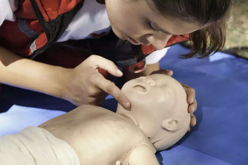 Pediatric CPR training 
