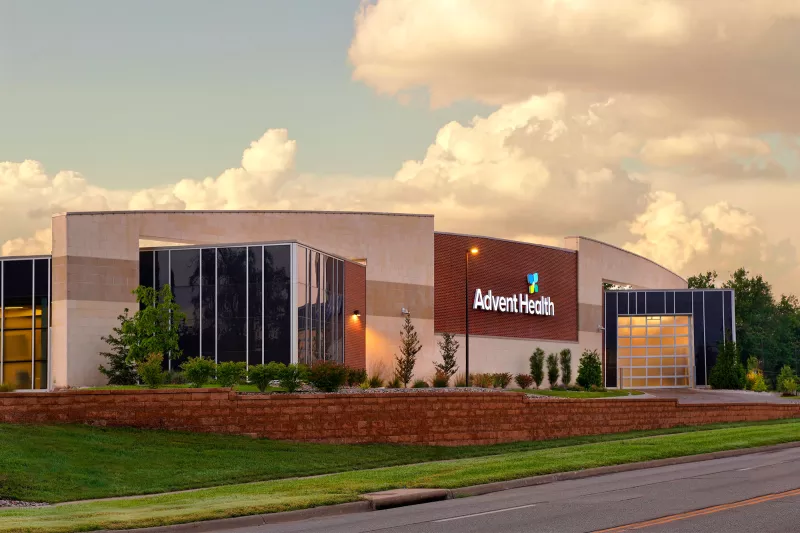 The building of AdventHealth Ottawa at night