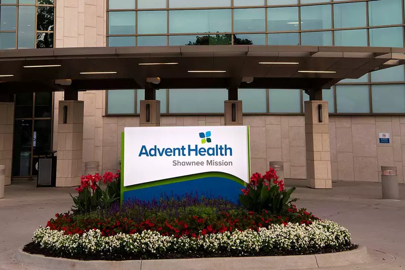The entrance of AdventHealth Shawnee Mission