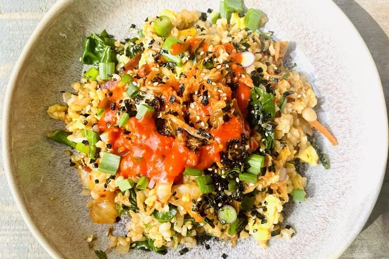 spring-vegetable-fried-rice-with-kimchi-1