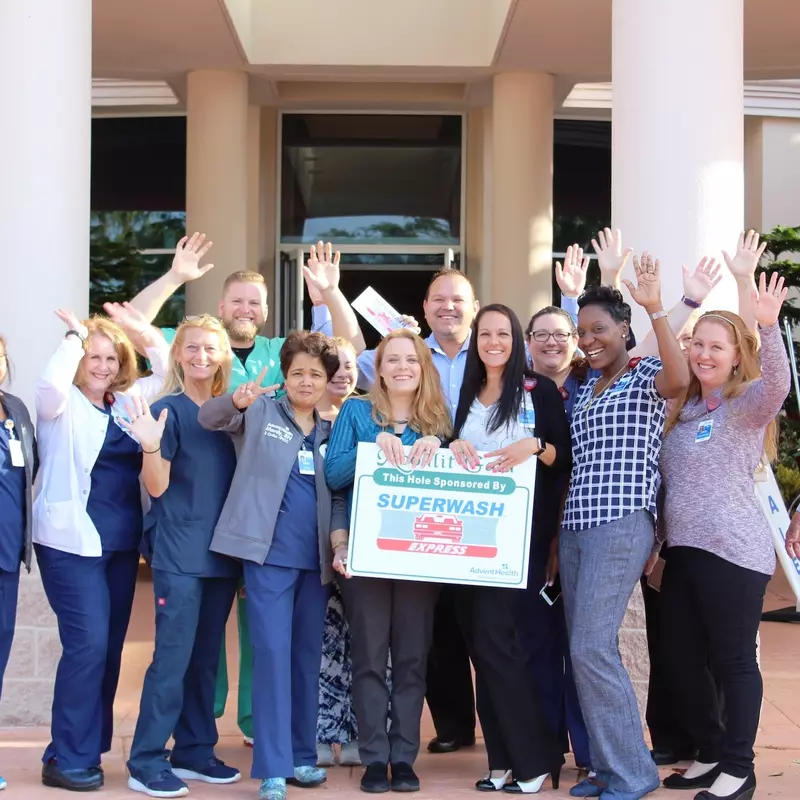 AdventHealth Palm Coast Nurses Receive Free Carwashes