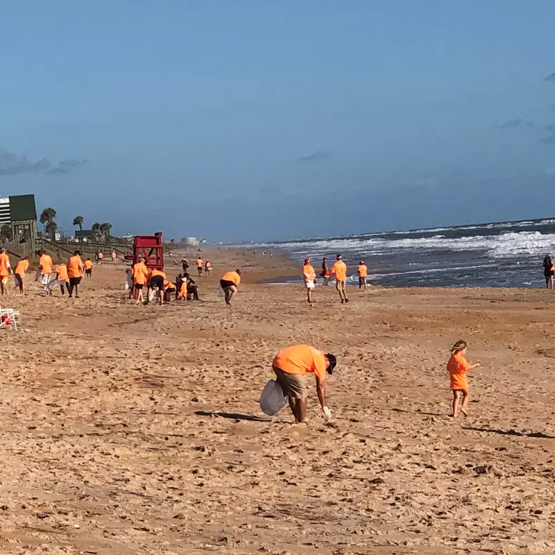 AdventHealth Palm Coast Cleans the Beach