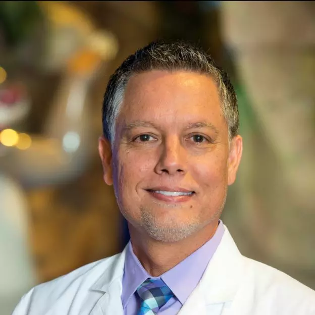 Dr. Dennis Hernandez