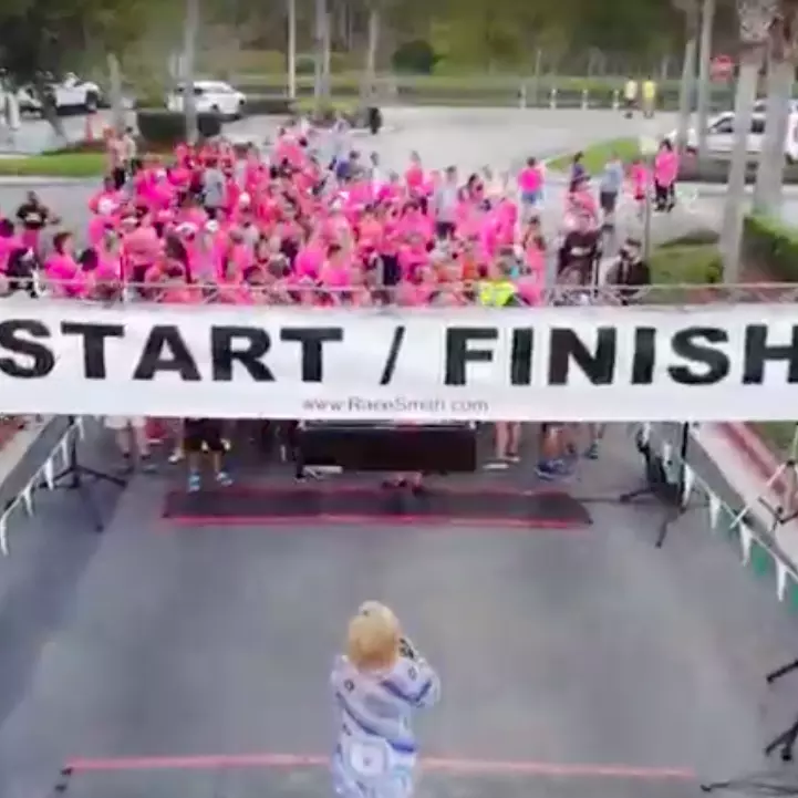 The starting line at the Pink Army 5k.