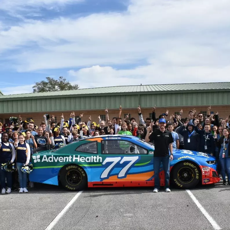 DAYTONA 500 Driver Ross Chastain to Local Middle School’s STEM Program