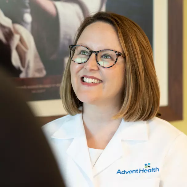 Shanna Guess treats a cancer patient at AdventHealth Gordon