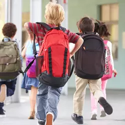 back_to_school_backpack_safety