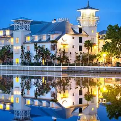 Exterior photo of the Bohemian Hotel in Celebration, Florida