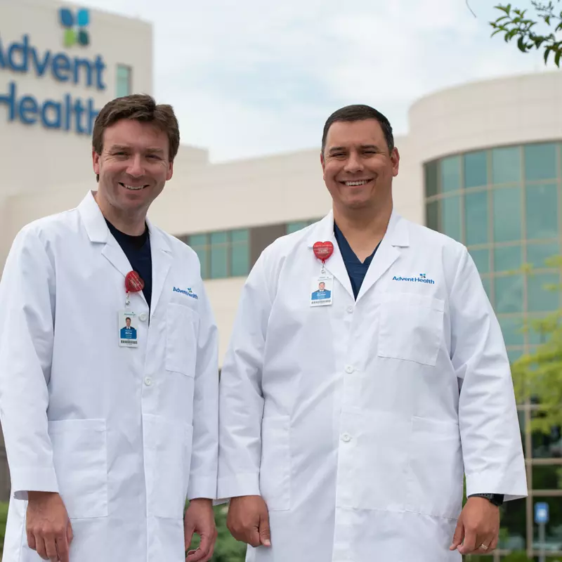 Cardiologists from AdventHealth Medical Group Cardiology at Calhoun in front of AdventHealth Gordon