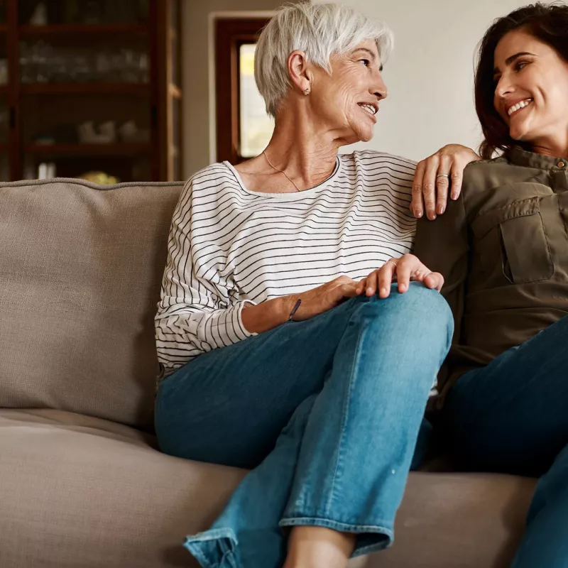 mother-and-daughter-conversing