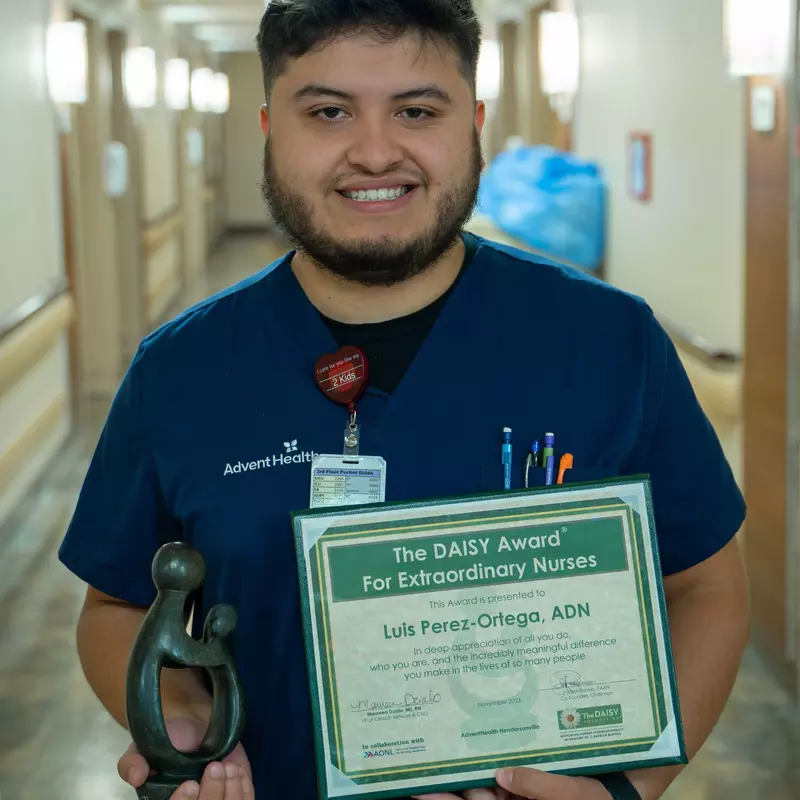 AdventHealth Hendersonville Celebrates Award-Winning Nurse for Making Authentic Connections with His Patients 