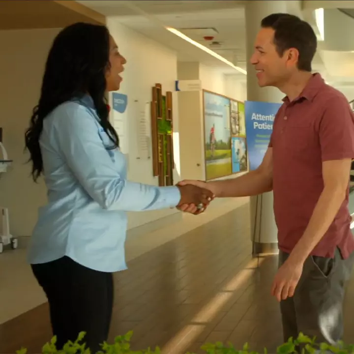 A patient is welcomed by Partin Settlement Health park staff