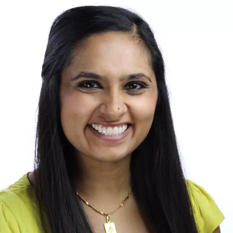 Pharmacy Resident Esha Patel Headshot