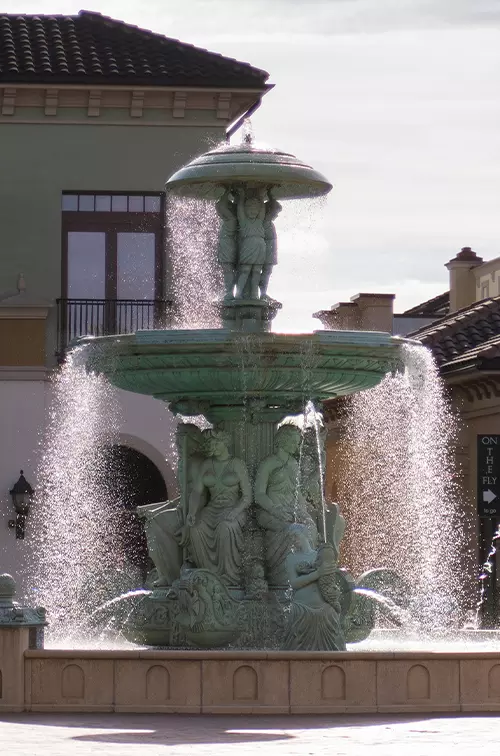 A fountain at The Dellagio in Grand Oaks Village.