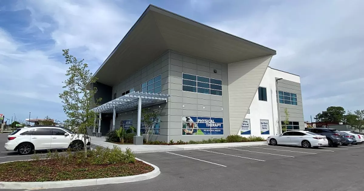 Spine And Brain Center Now Open In Winter Garden | AdventHealth Central ...