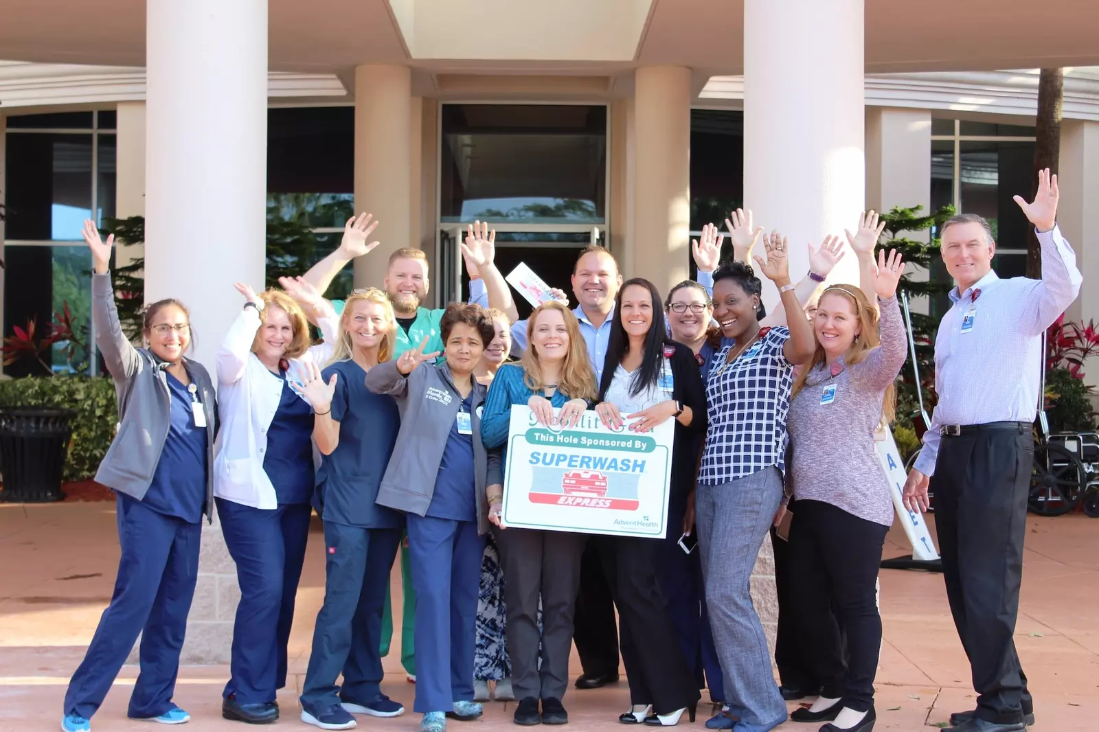 AdventHealth Palm Coast Nurses Receive Free Carwashes