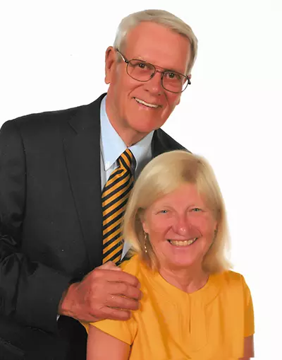 a photo of Clint and Peggy Carrico