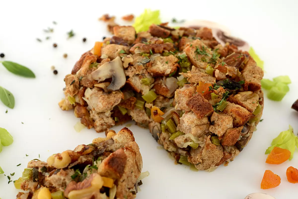 Thyme and Date Stuffing