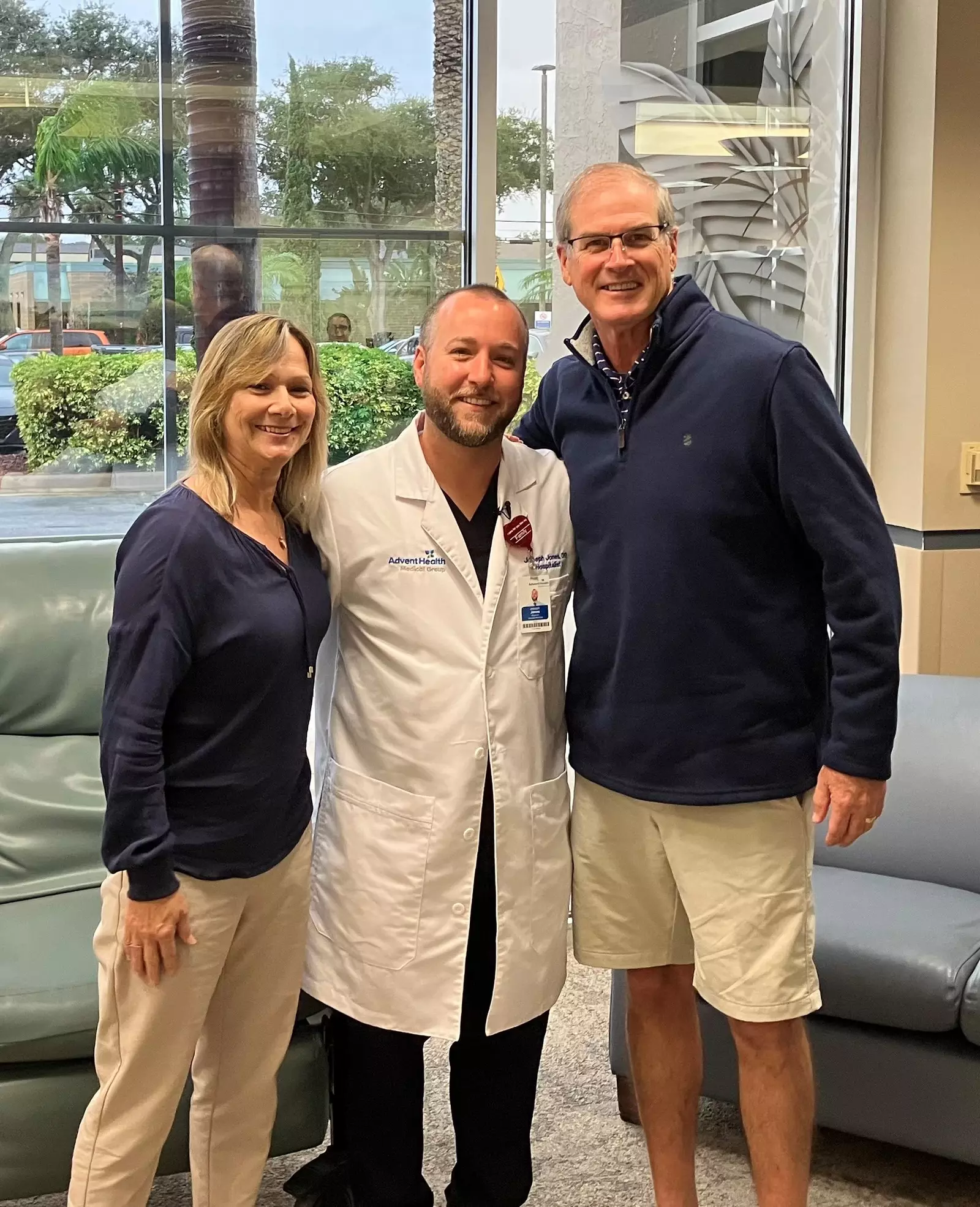 After his recovery from a heart attack, Kevin Keyes and his wife Lynn return to AdventHealth New Smyrna Beach to thank Dr. Joe Jones.
