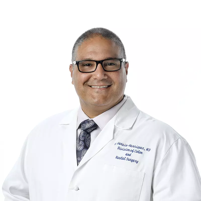 Dr. Garcia headshot